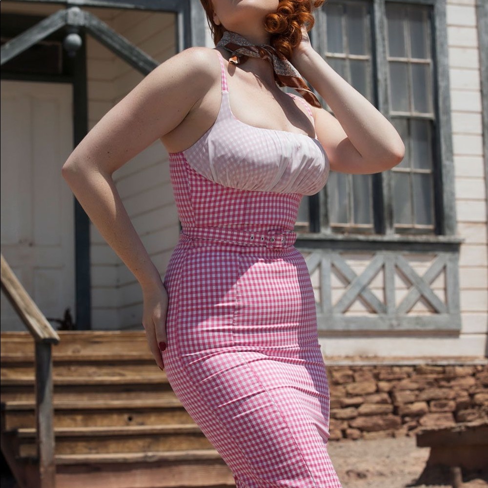 Pinup Couture Evangeline Wiggle Dress. XXL